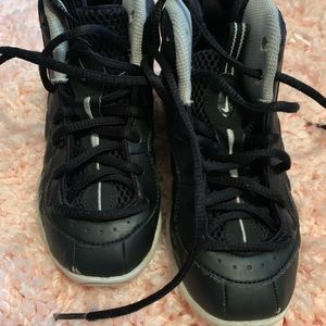 Boys Nike foamposite